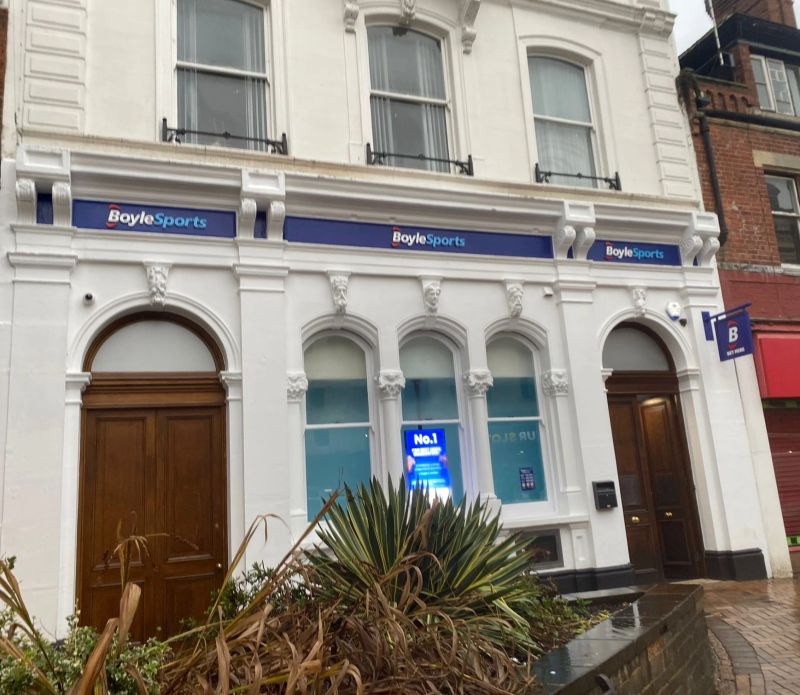 BoyleSports Banbury shopfront fit-out completed by CJ Joinery