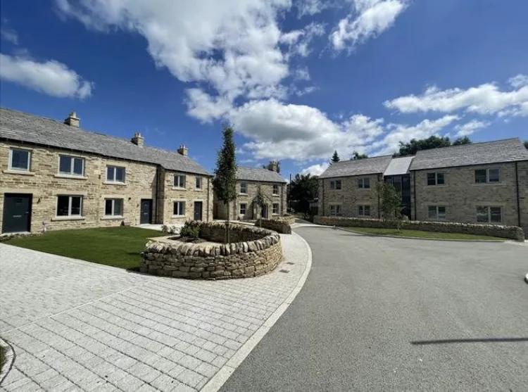 New stone homes at Green Gate, Long Preston